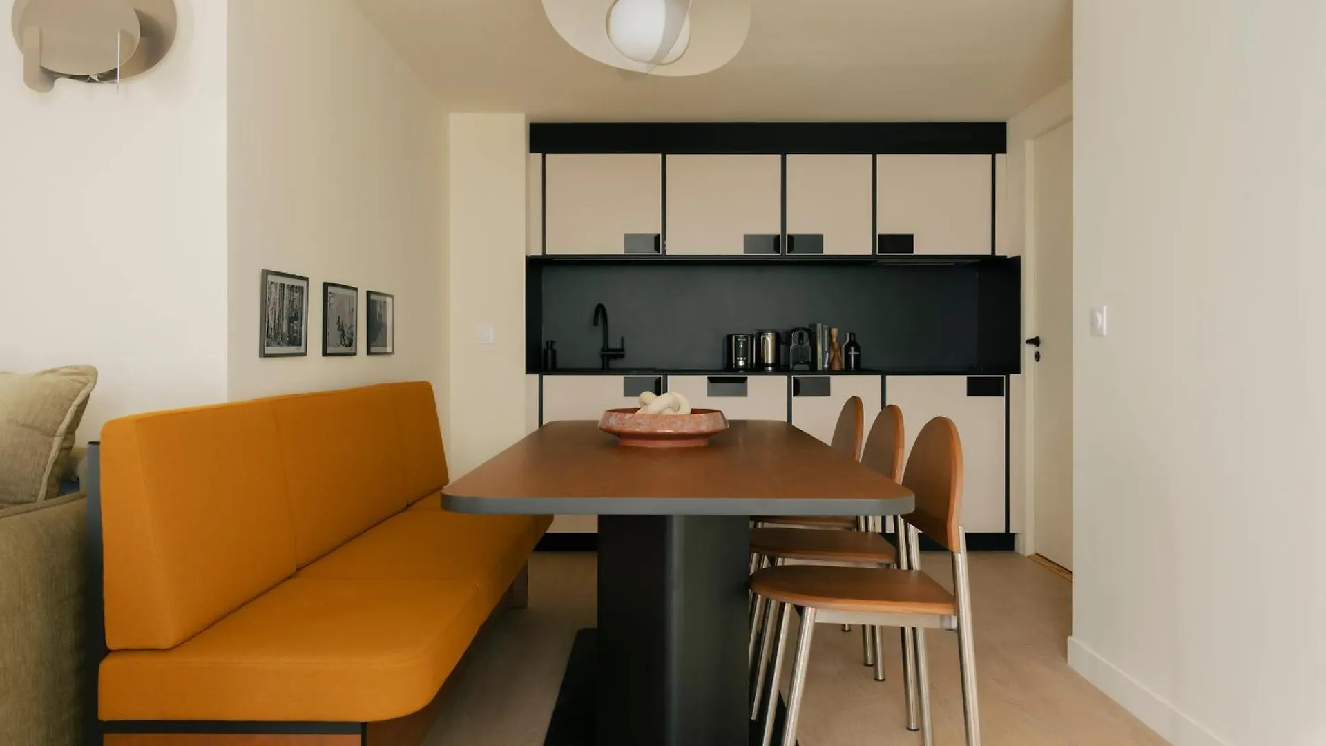 Edgar Suites - Eglise Paris 0*,