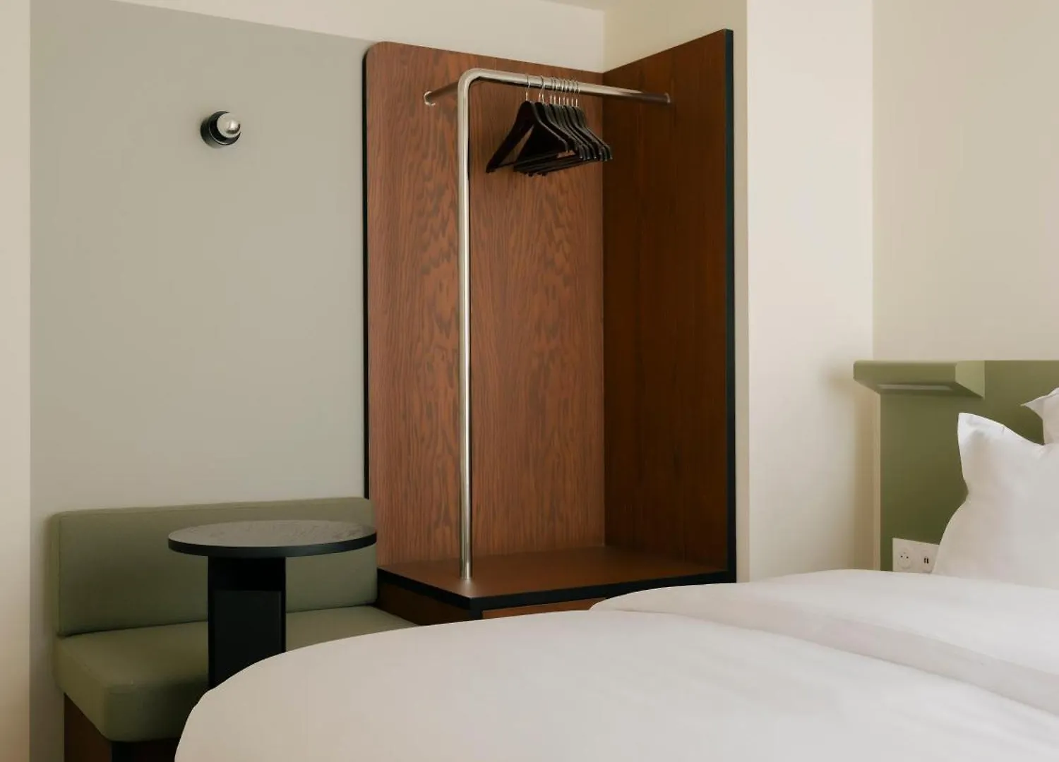Edgar Suites - Eglise Paris Aparthotel