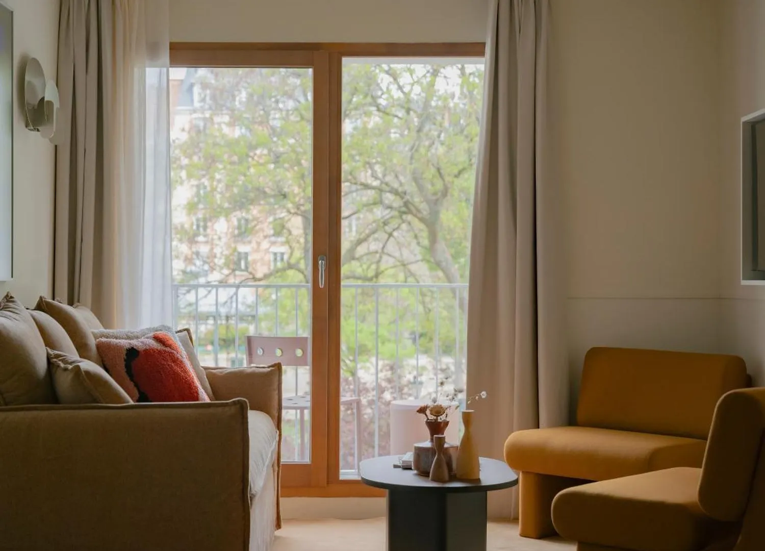 Edgar Suites - Eglise Paris
